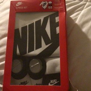 Nike Onsie with booties and hat